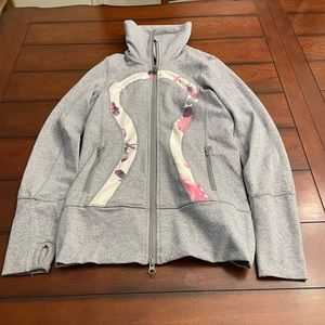 Lululemon‎ Floral Detail Stride Jacket